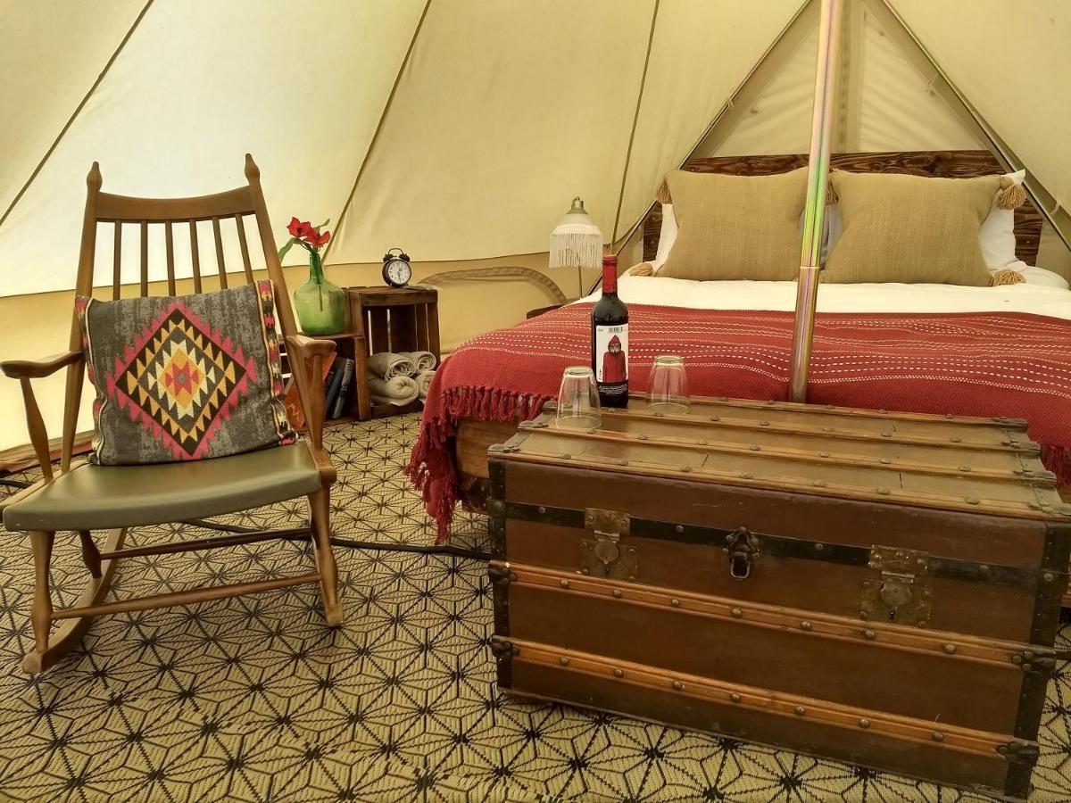 Romantic Safari Tent Тортоса Екстер'єр фото